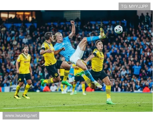 哈兰德 vs 伊布：力量与技巧的锋线对决