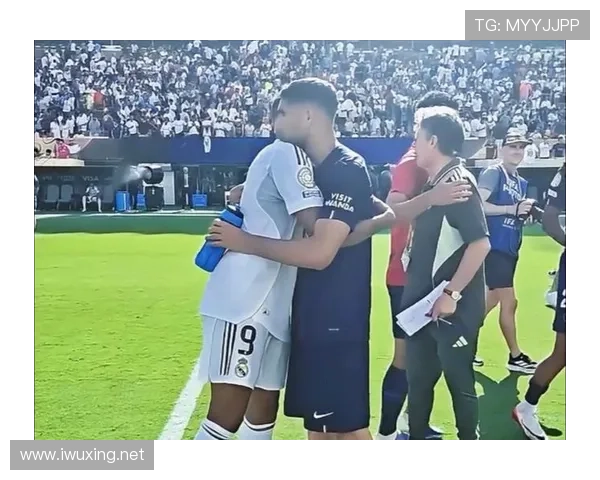 阿什拉夫与姆巴佩右路进攻联动解析