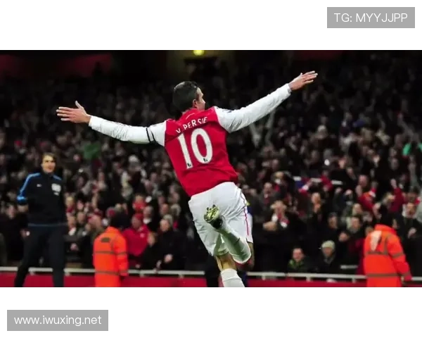 范佩西与鲁尼锋线转换趋势及终结效率分化